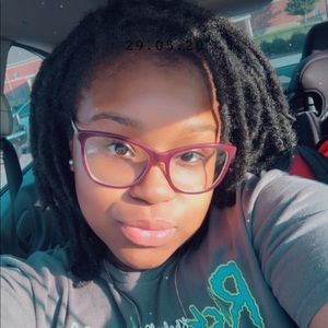 Meet your Posher, Kierra